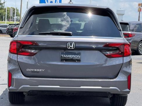 New 2026 Honda Odyssey EX-L image 4