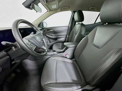 Used 2025 Buick Encore GX Preferred AWD/4WD image 13