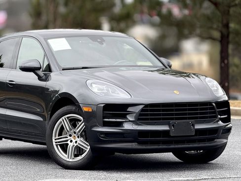 Used 2021 Porsche Macan S image 48