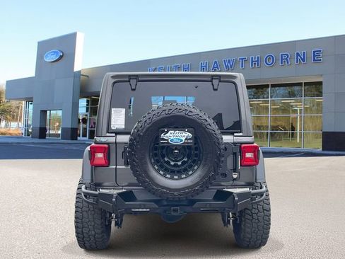 Used 2021 Jeep Wrangler Unlimited Rubicon AWD/4WD image 5