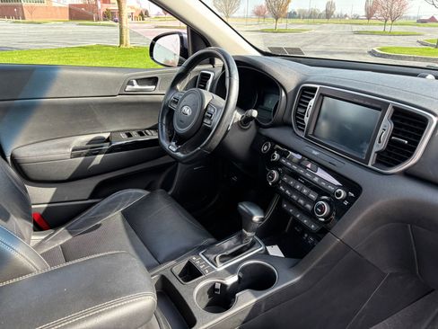 Used 2017 Kia Sportage SX image 22