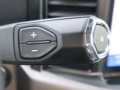 New 2025 Ford F150 XL w/ Equipment Group 103A High image 19