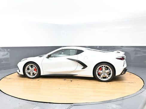 Used 2023 Chevrolet Corvette Stingray Preferred Cpe w/ Z51 Performance Package RWD image 7