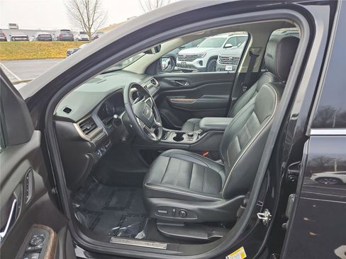 Used 2023 GMC Acadia Denali w/ Denali Ultimate Package image 15