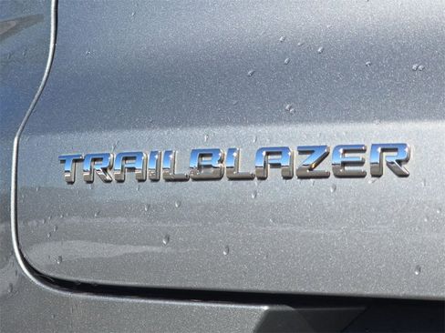 Certified 2023 Chevrolet TrailBlazer LT w/ Convenience Package image 33