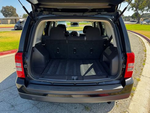 Used 2014 Jeep Patriot Sport w/ Power Value Group FWD image 28