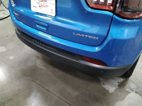 Used 2024 Jeep Compass Limited image 15