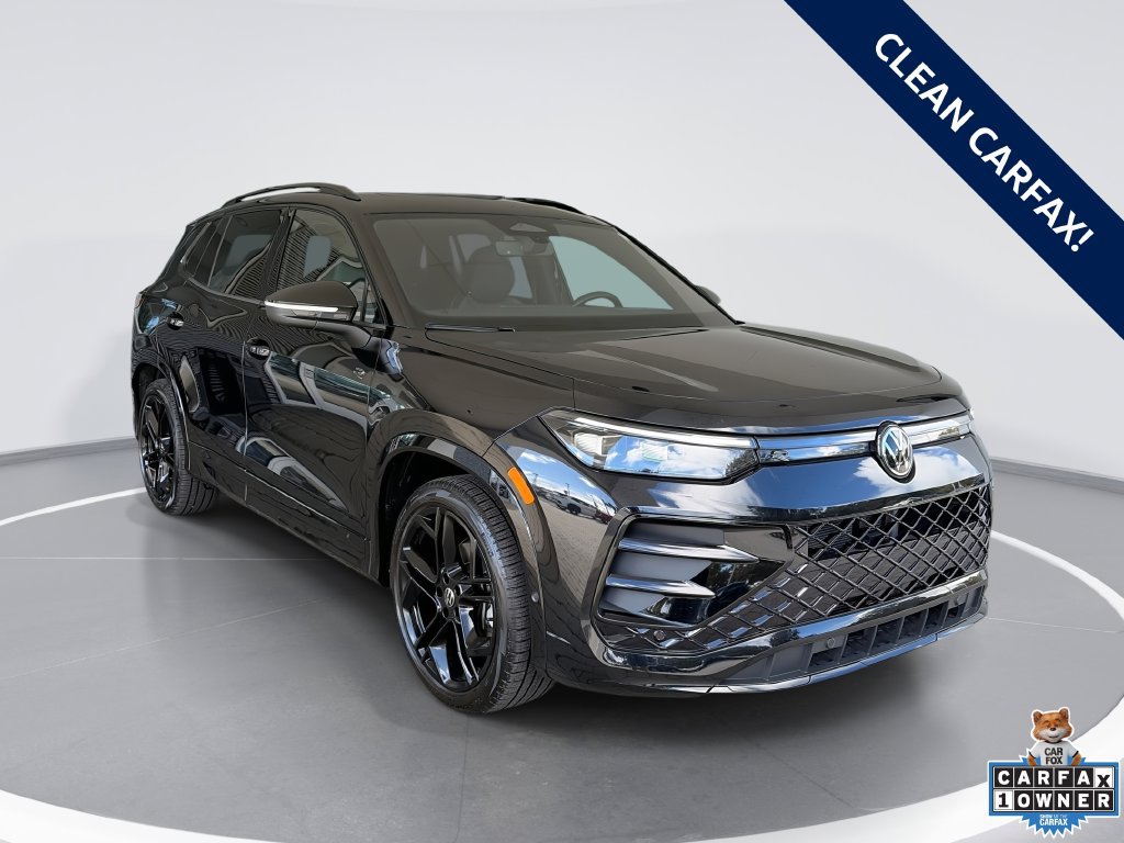 Certified 2026 Volkswagen Tiguan SE R-Line FWD image 46