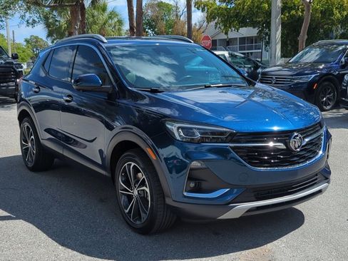 Used 2020 Buick Encore GX Essence w/ Advanced Technology Package image 3