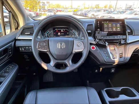 Used 2023 Honda Odyssey EX-L image 6
