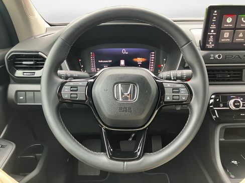 Certified 2026 Honda Passport RTL image 10