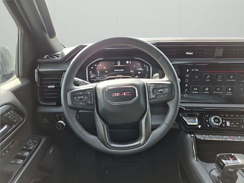 Used 2024 GMC Sierra 1500 AT4 w/ Technology Package image 24