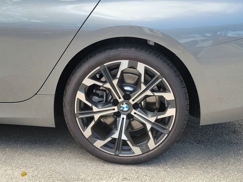 New 2026 BMW 330i Sedan w/ Premium Package image 9