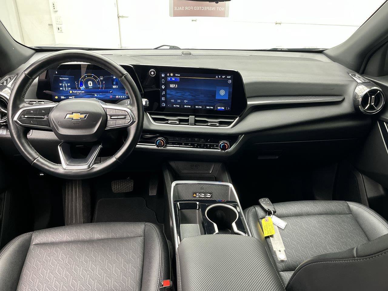 Certified 2025 Chevrolet Equinox LT w/ Convenience Package II AWD/4WD image 4