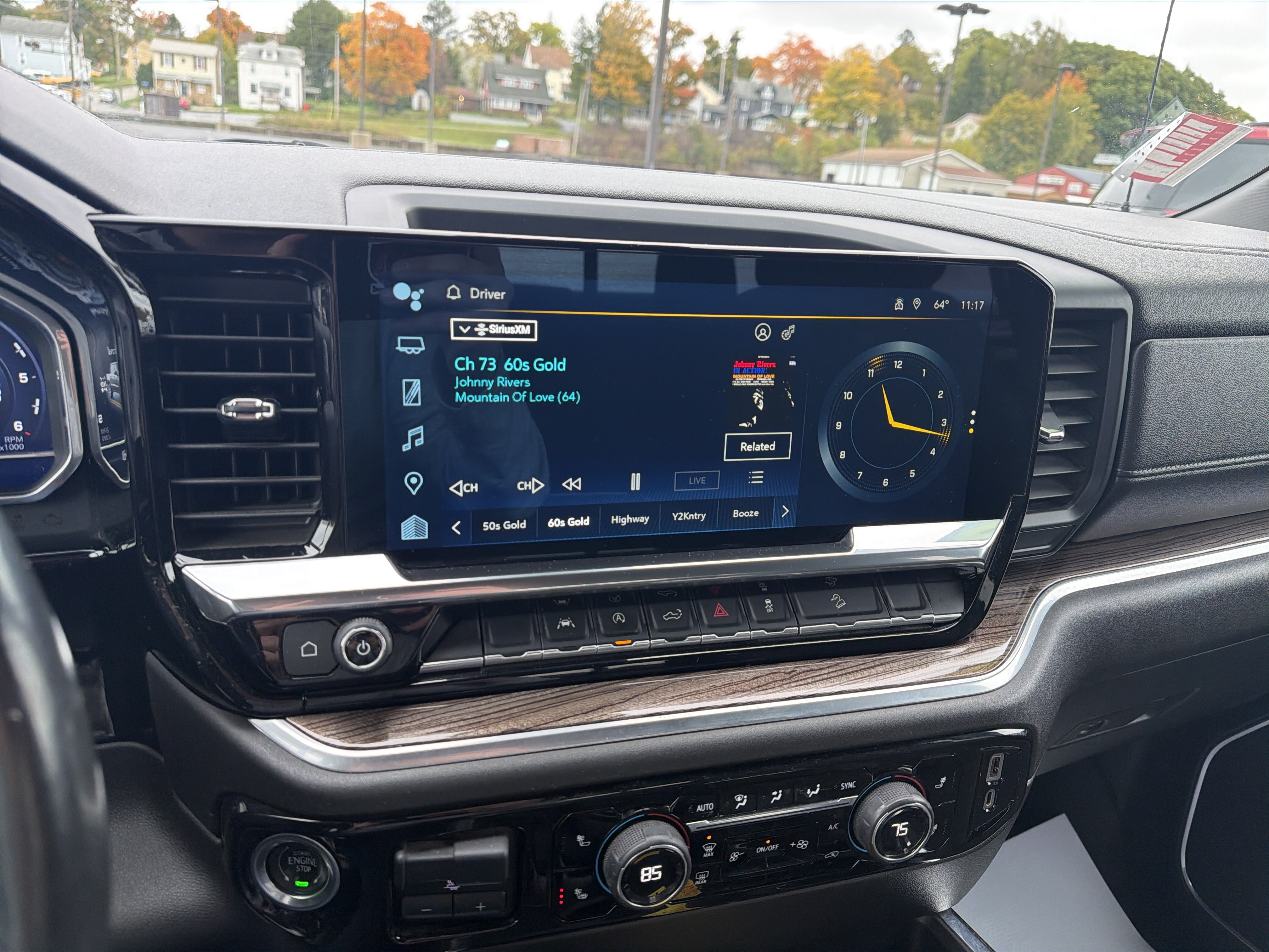 Used 2022 Chevrolet Silverado 1500 RST AWD/4WD image 28