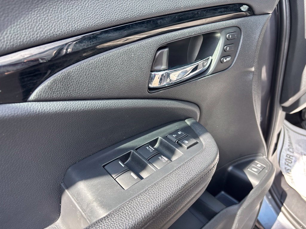 Used 2021 Honda Passport Touring image 14