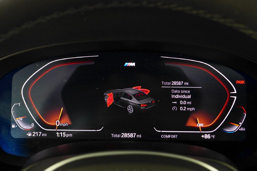 Used 2023 BMW 540i w/ M Sport Package RWD image 32