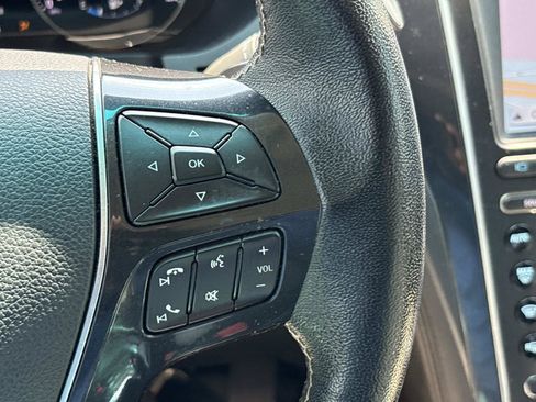 Used 2017 Ford Explorer Platinum AWD/4WD image 21