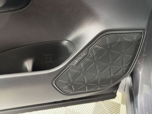 Used 2024 Toyota RAV4 XLE image 21