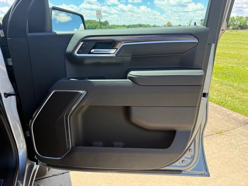 New 2026 Chevrolet Silverado 1500 RST w/ RST Select Package AWD/4WD image 19
