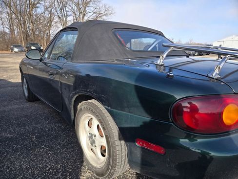 Used 1999 MAZDA MX-5 Miata image 3