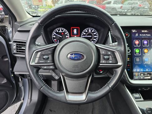 Used 2021 Subaru Outback Premium image 18