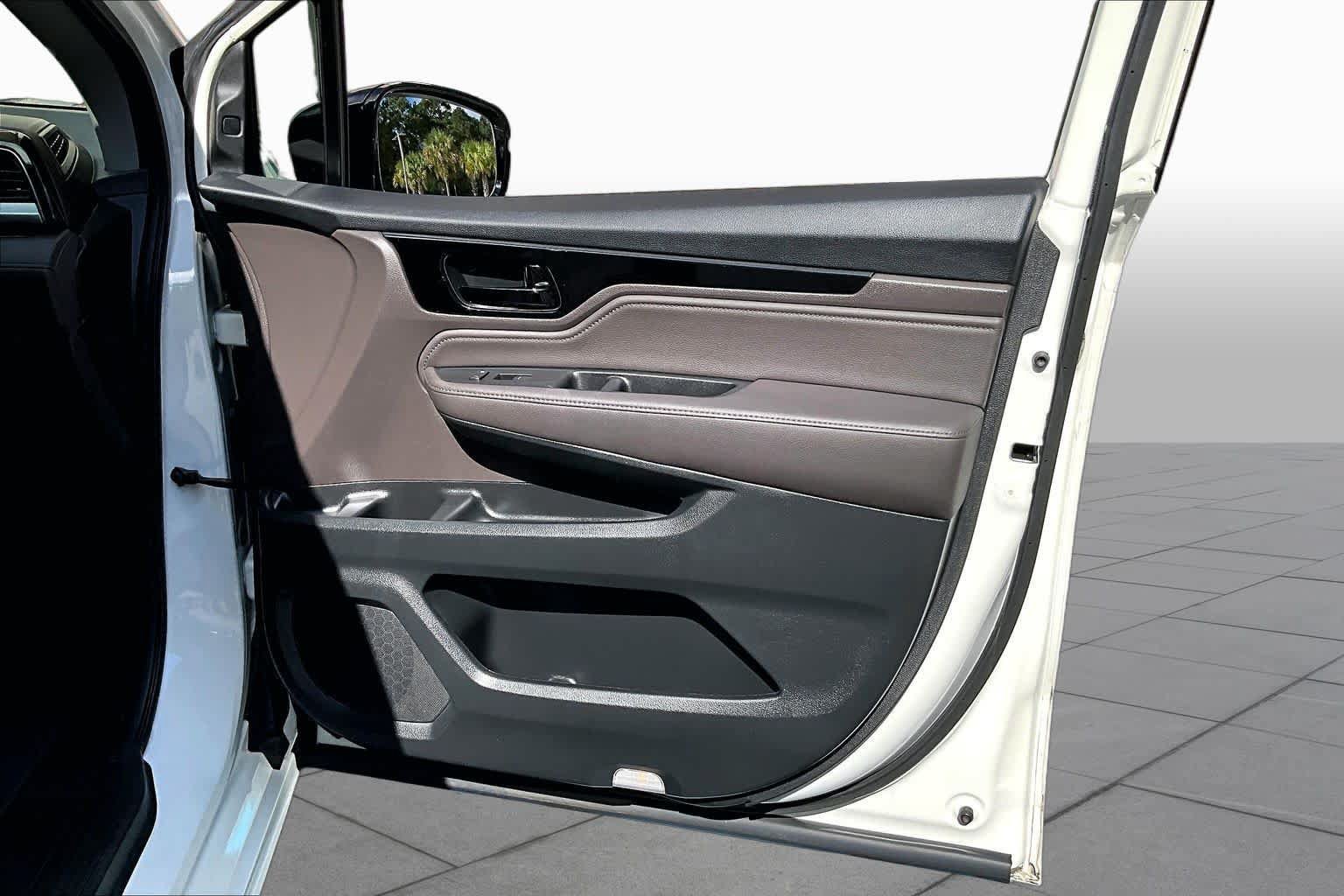 Used 2019 Honda Odyssey Elite image 23