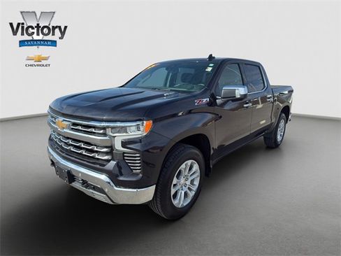 Used 2022 Chevrolet Silverado 1500 LTZ image 3