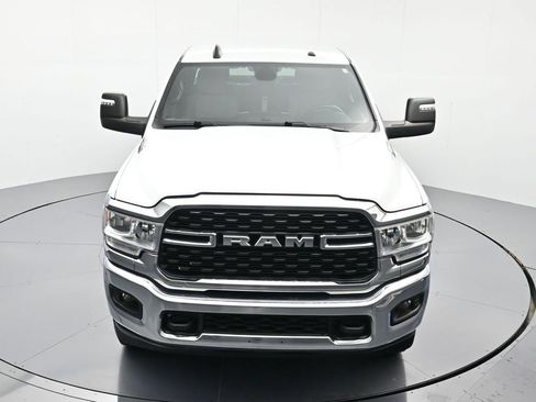 Used 2024 RAM 2500 Big Horn AWD/4WD image 28