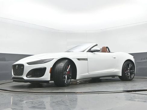 Used 2021 Jaguar F-TYPE R AWD/4WD image 27