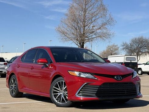 Certified 2023 Toyota Camry XLE image 2