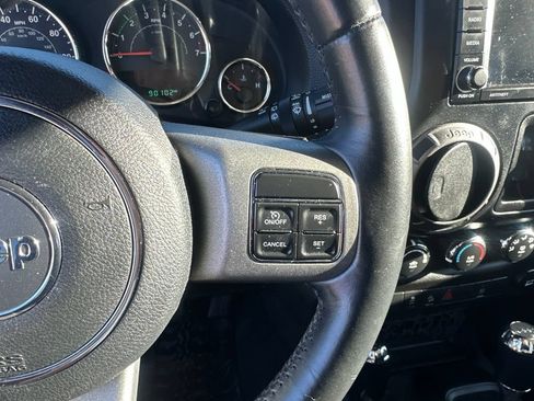 Used 2017 Jeep Wrangler Unlimited Sport AWD/4WD image 9