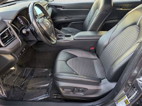 Used 2023 Toyota Camry SE image 15