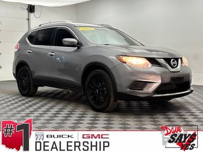Used 2016 Nissan Rogue S w/ Appearance Package