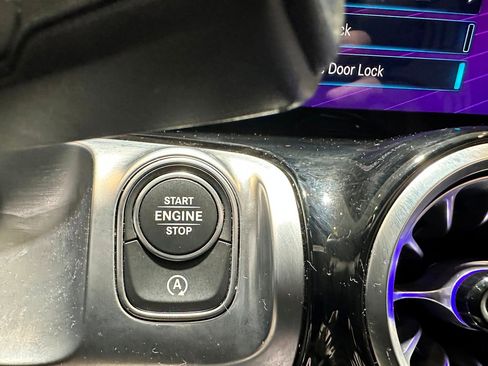 Used 2022 Mercedes-Benz GLB 250 4MATIC image 20