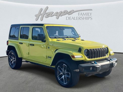 Used 2024 Jeep Wrangler Sport S w/ LED Headlamp & Fog Lamp Group image 28