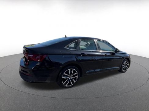 Used 2025 Volkswagen Jetta SE image 15