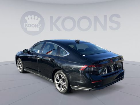 Used 2023 Honda Accord EX image 4