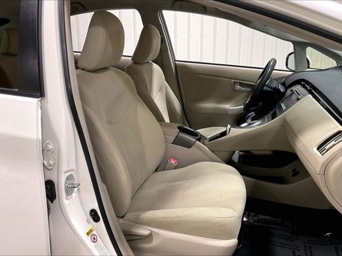 Used 2012 Toyota Prius Two FWD image 7