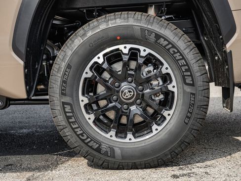 New 2026 Toyota Tundra SR5 image 20