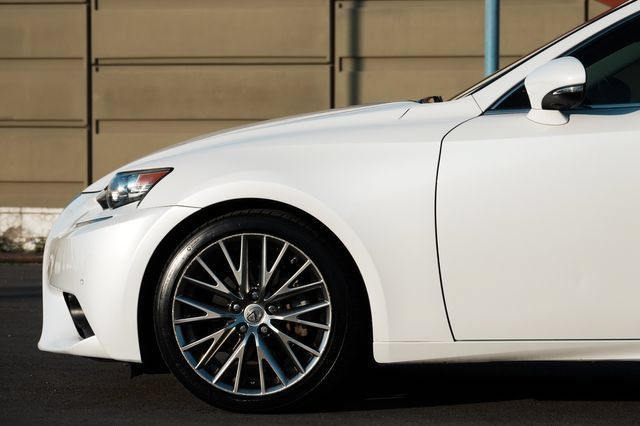 Used 2015 Lexus IS 250 w/ Navigation System Package RWD image 11