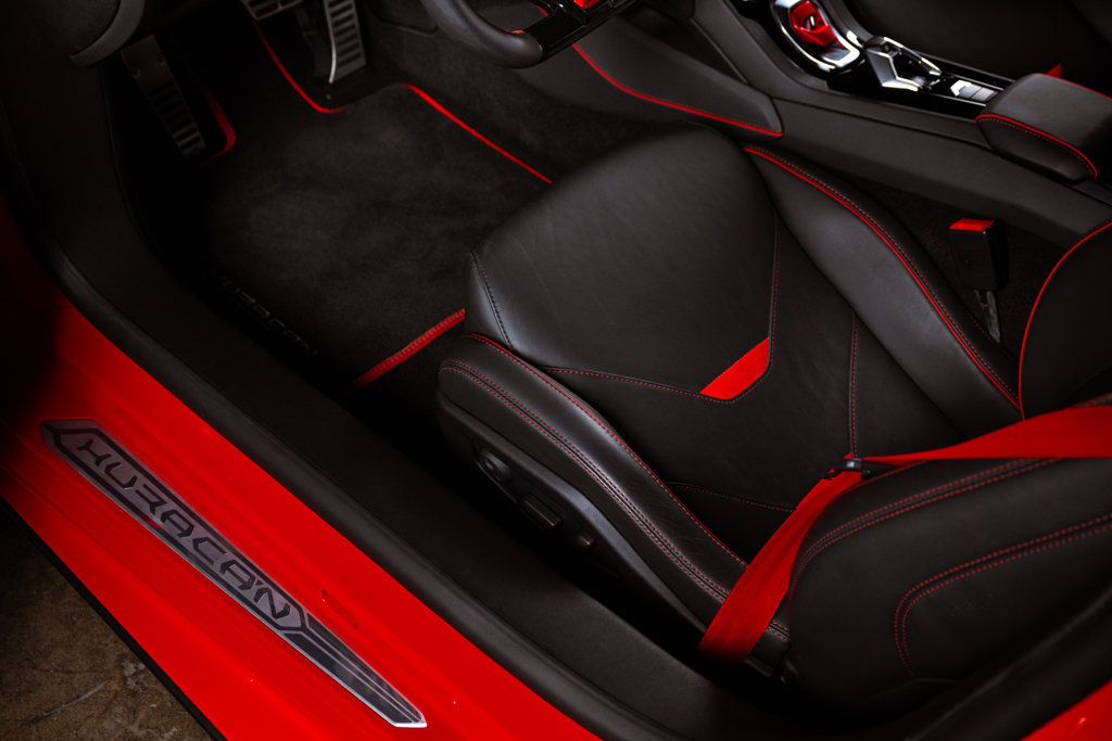 Used 2021 Lamborghini Huracan EVO RWD image 29