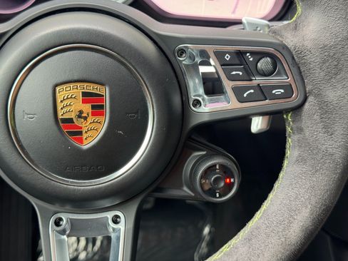 Used 2021 Porsche Cayenne Turbo S AWD/4WD image 23