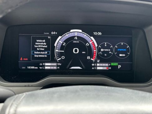 Used 2024 Toyota Tundra Limited image 26