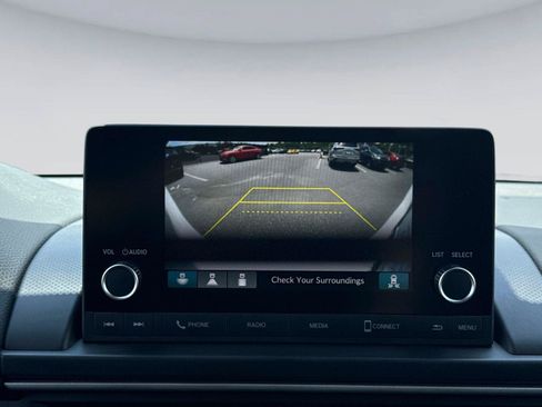 Certified 2025 Honda Pilot Sport image 24