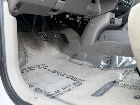 Used 2004 Toyota Tacoma 2WD Regular Cab image 4