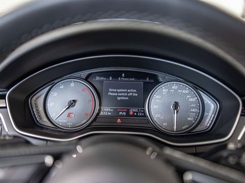 Used 2023 Audi S4 Premium w/ Convenience Package image 22