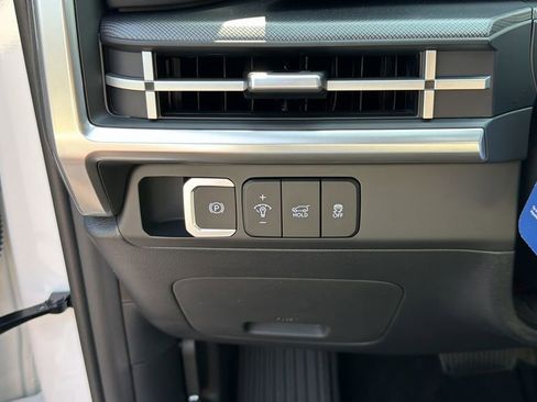 New 2026 Hyundai Santa Fe SE image 33