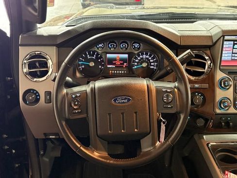 Used 2016 Ford F250 Lariat w/ Lariat Ultimate Package AWD/4WD image 27