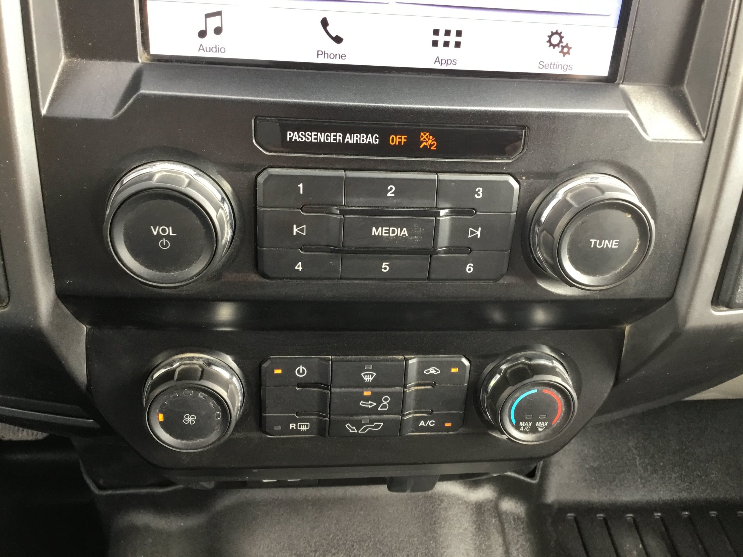 Used 2019 Ford F150 XLT w/ Equipment Group 301A Mid AWD/4WD image 18